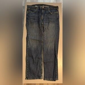 Levi’s Straight Leg Relaxed Fit Men’s Jeans 38x32